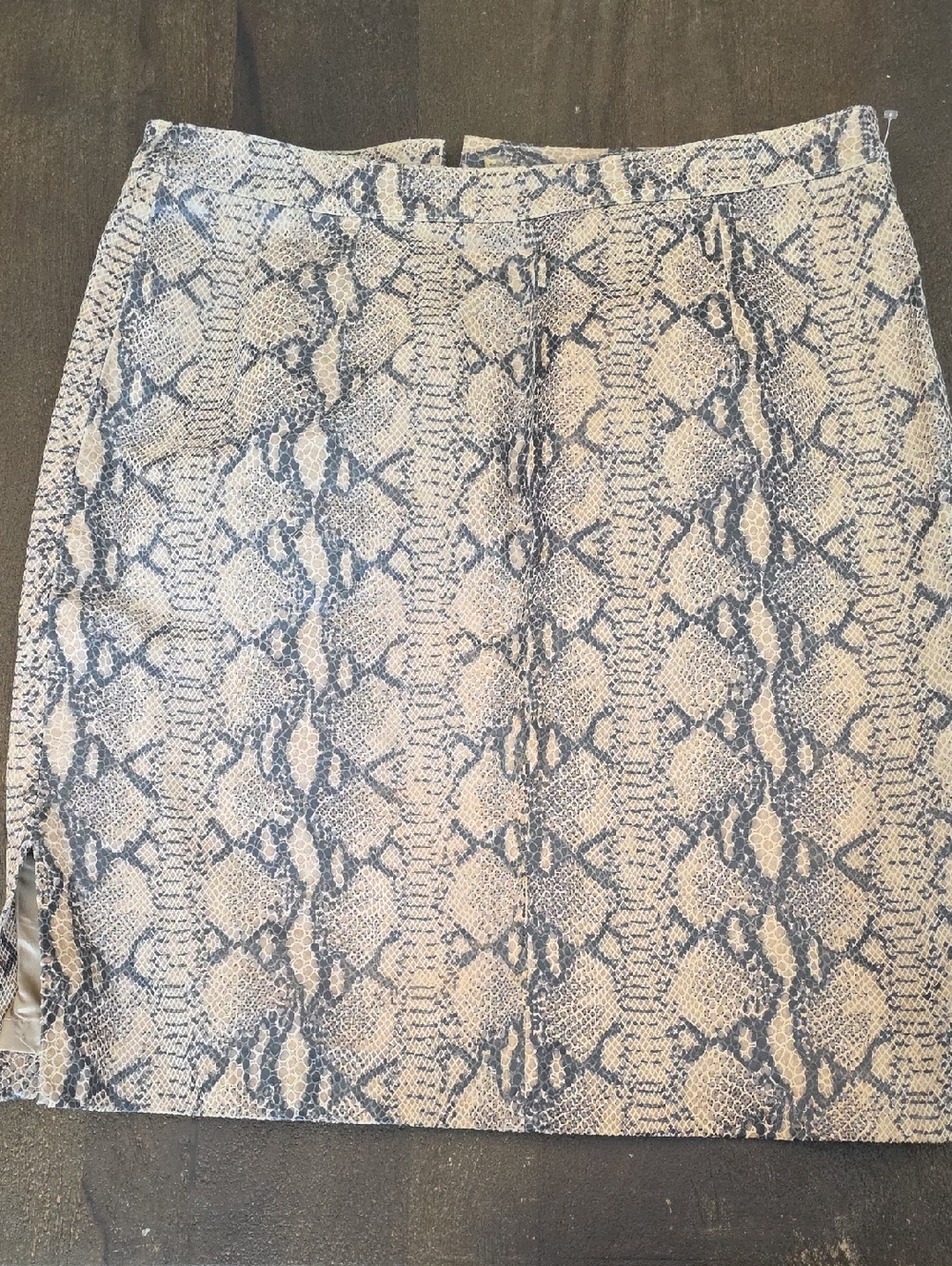 Cole Brook Python-Print Pencil Skirt in Beige and Gray Sz 12